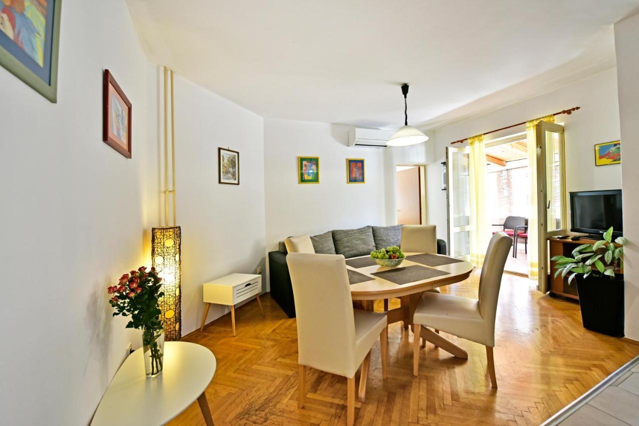 Apartment Nikola Пореч Екстериор снимка