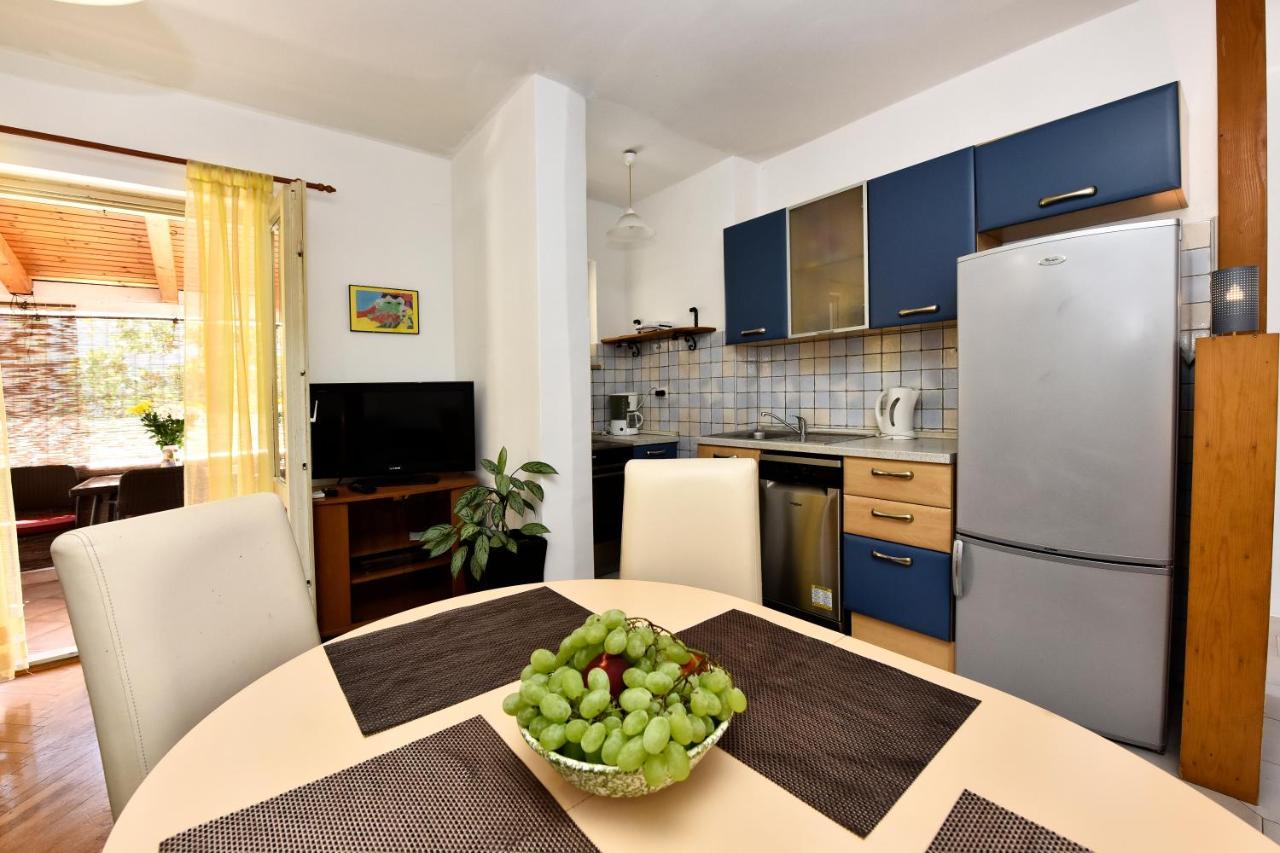 Apartment Nikola Пореч Екстериор снимка