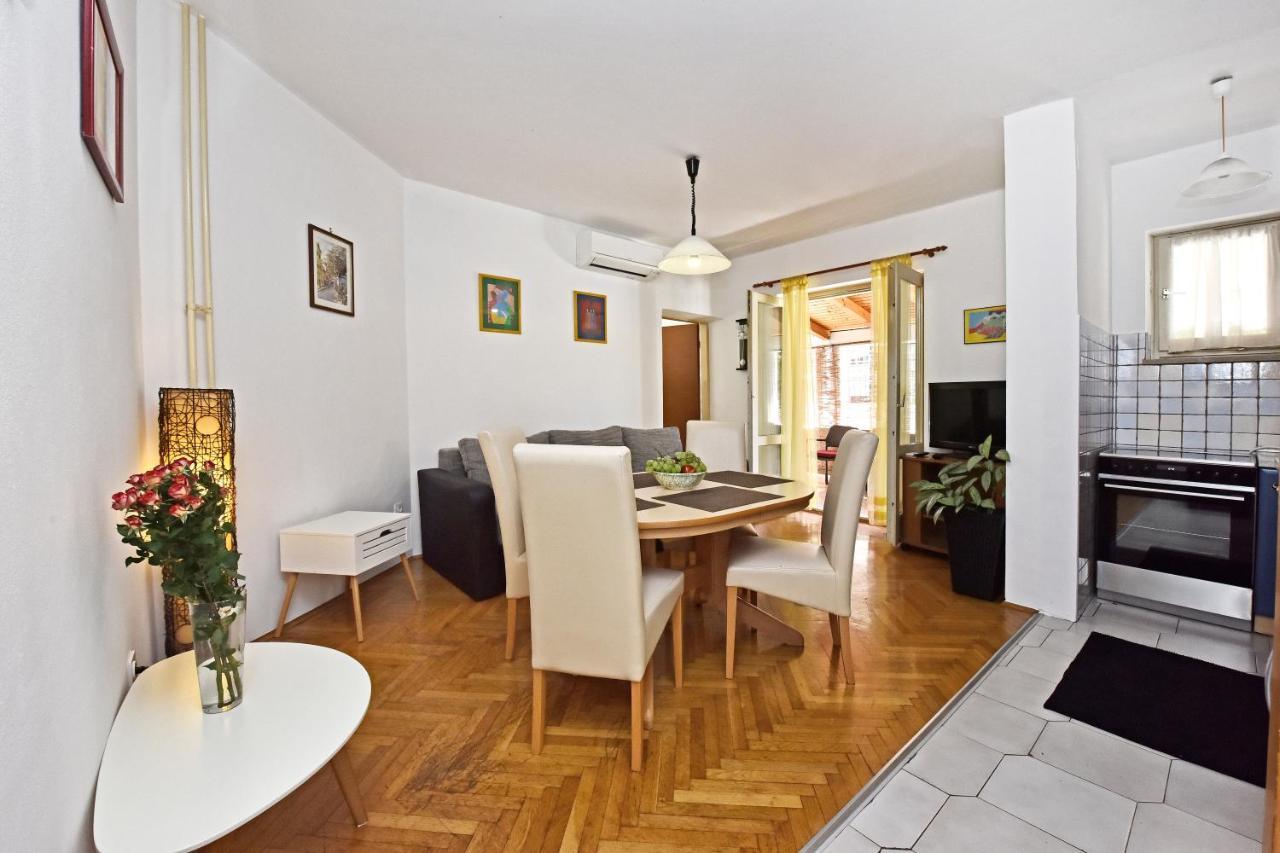 Apartment Nikola Пореч Екстериор снимка